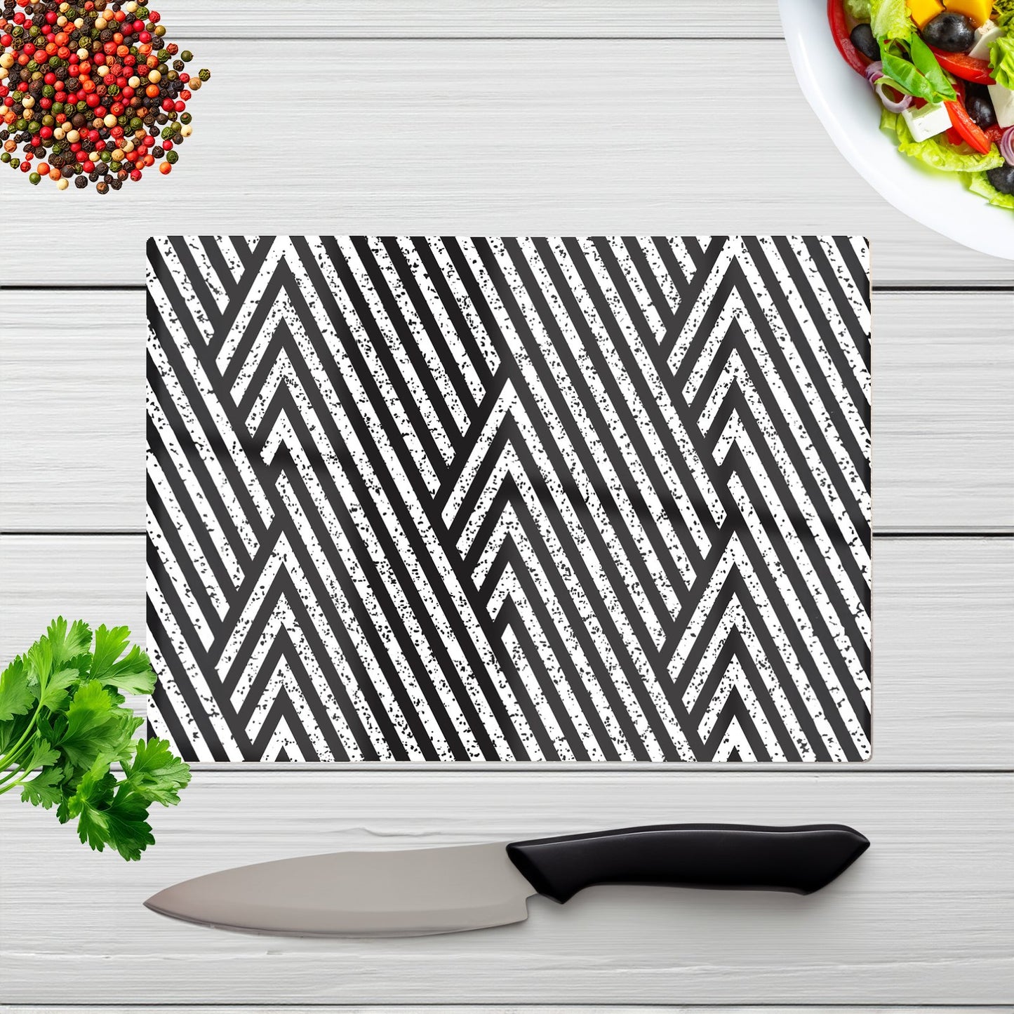Oblique Black Grunge Pattern Glass Chopping Board