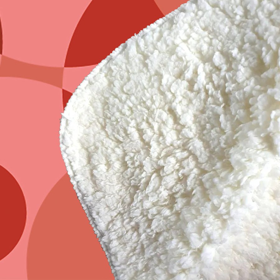 Red Circle Pattern Sherpa Blanket