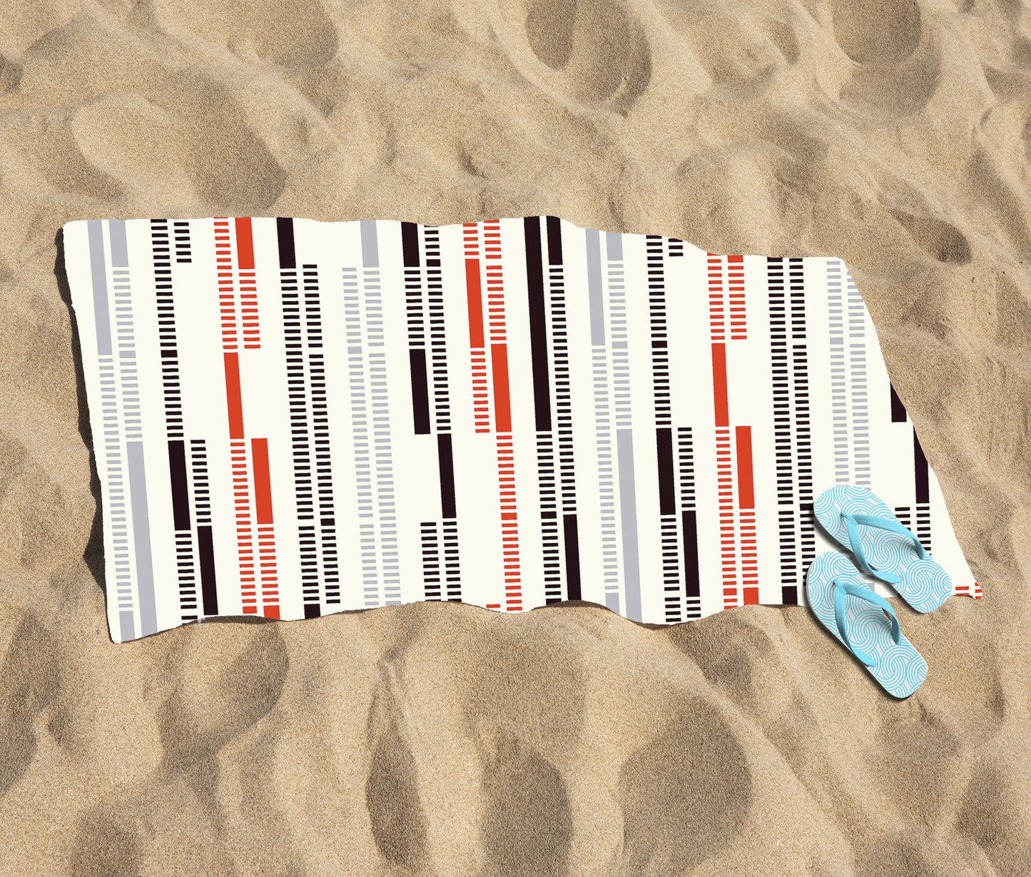 Dashed Stroke Pattern Beach Towel
