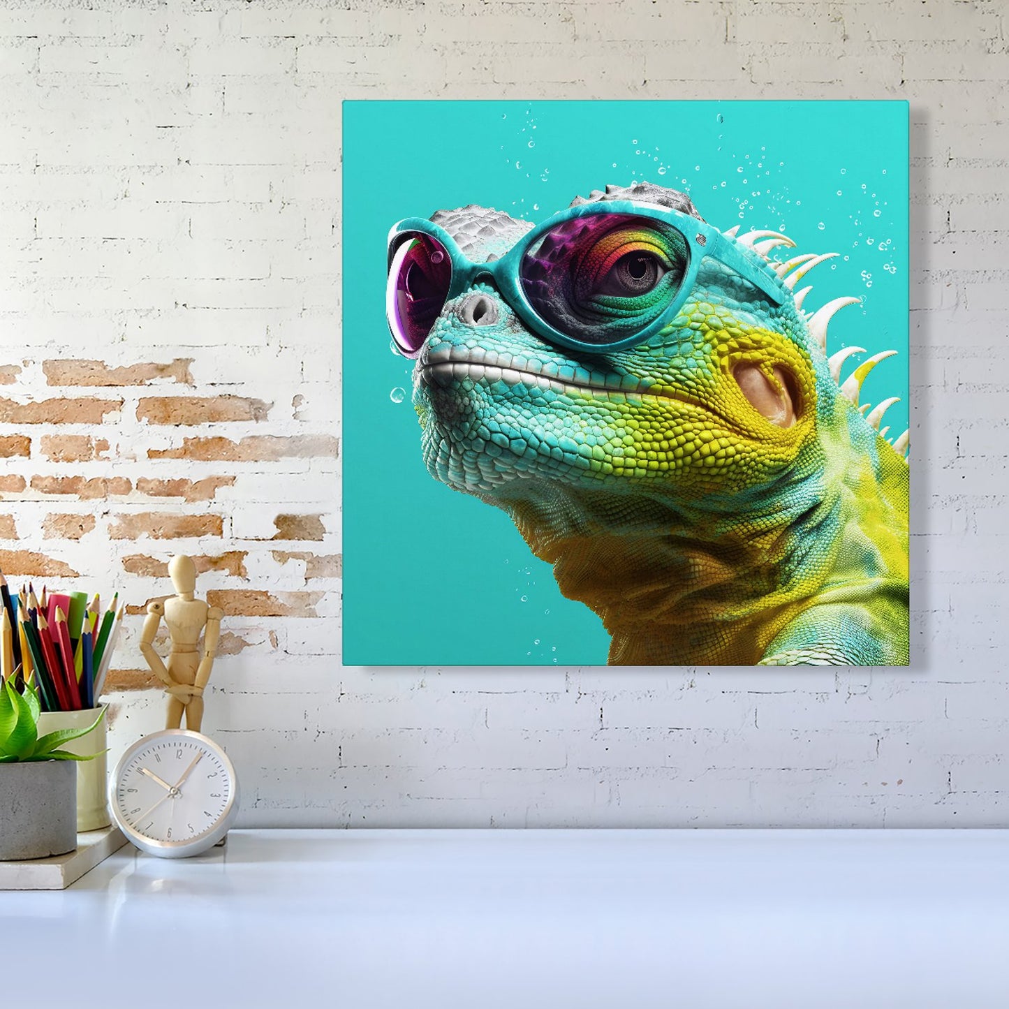 Splashart Iguana Wearing Glasses Canvas