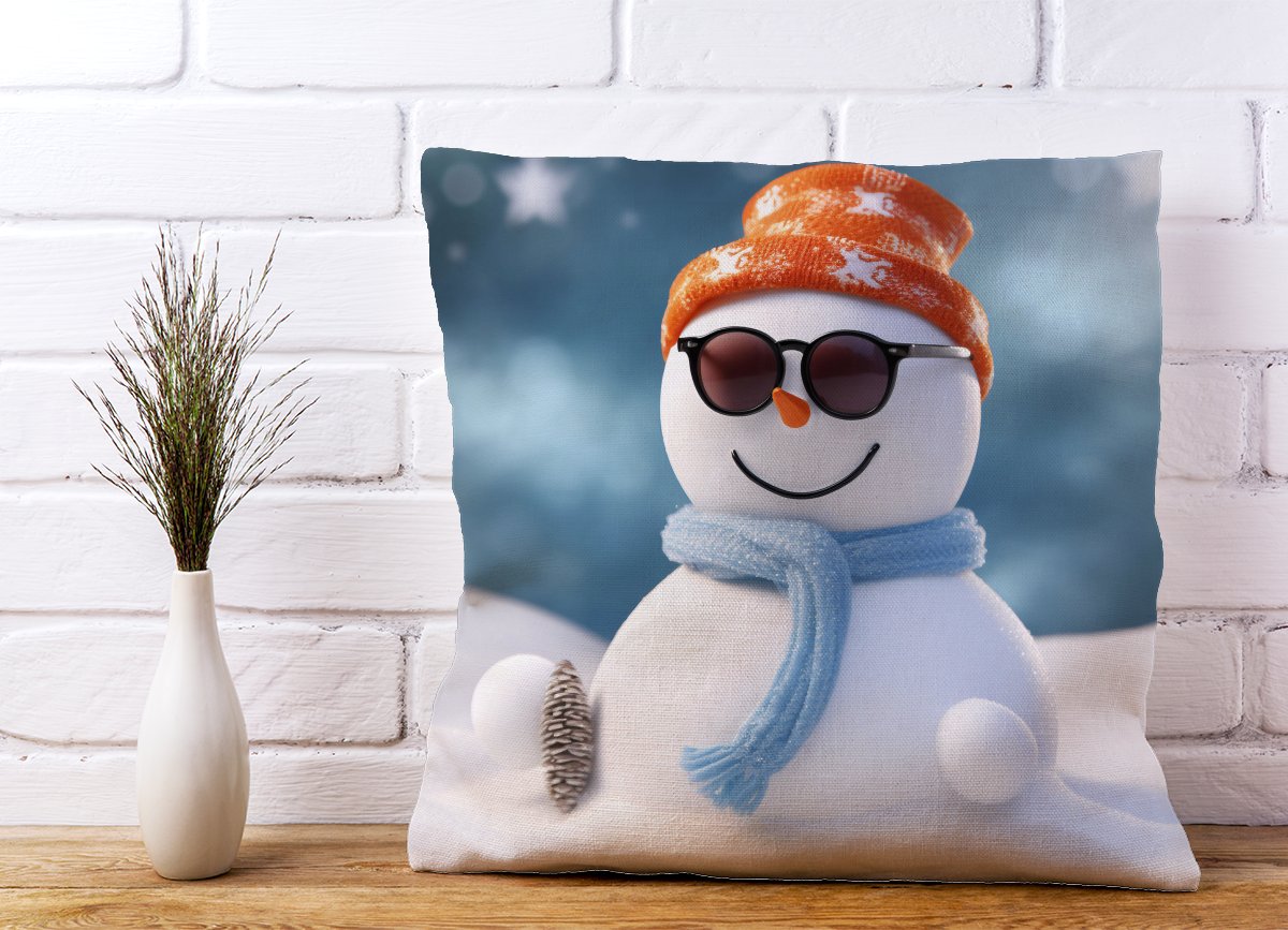 Smily Snowman Cushions