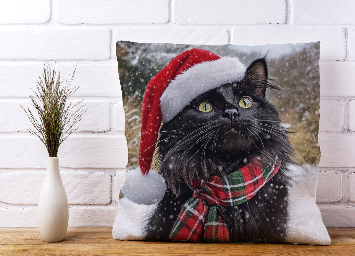 Snowy Christmas Maine Coon Cushion