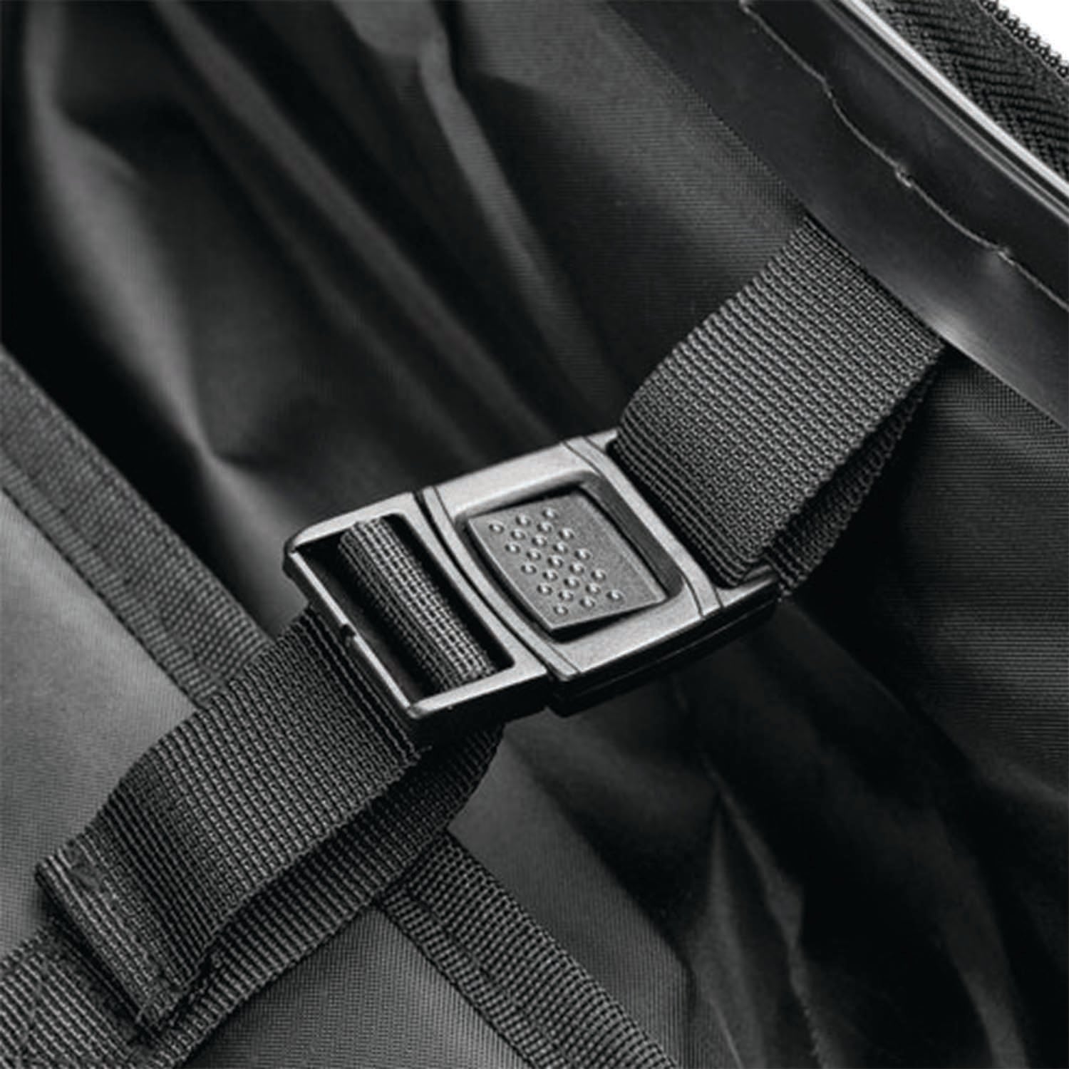 Germany Hexa Suitcase - Close up of internal buckle straps