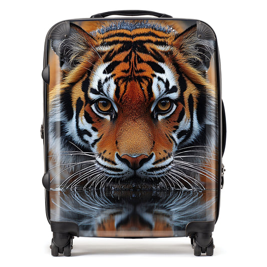 Finn Wilder: 00041 Suitcase