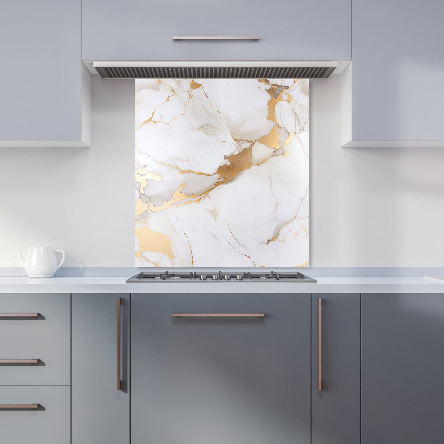 White Marble With Gold Kitchen Splashback