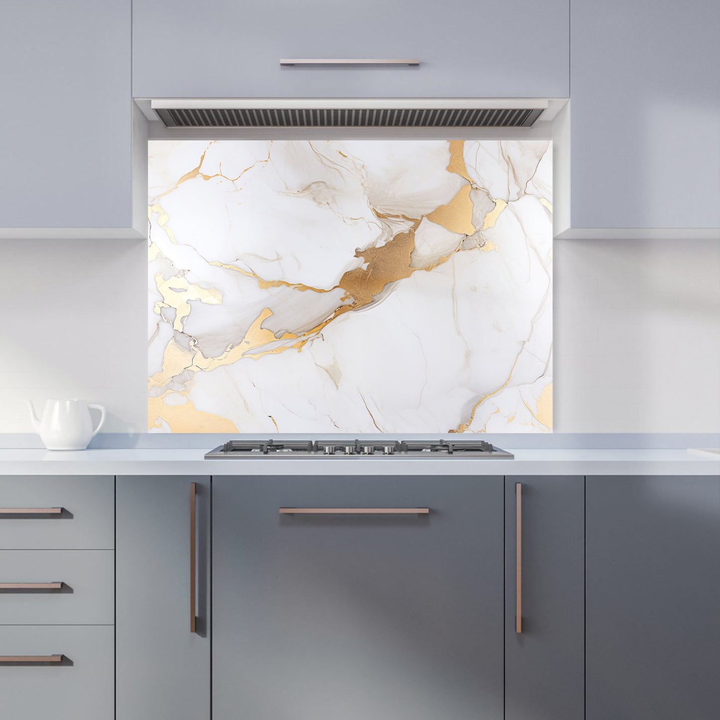 White Marble With Gold Kitchen Splashback