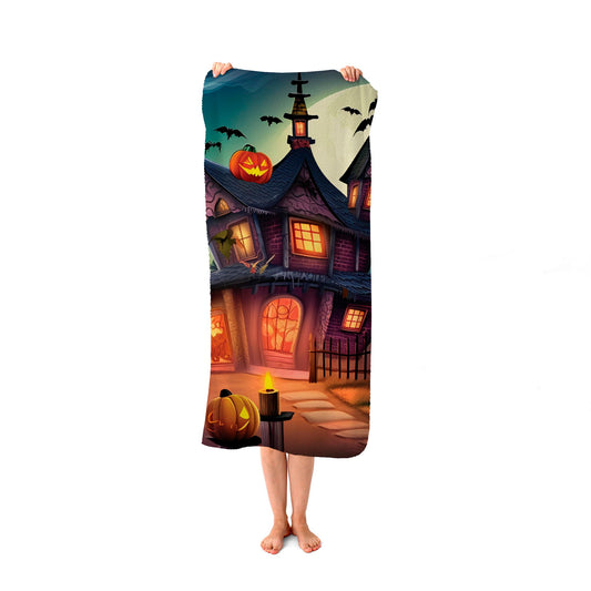 Spooky Halloween House Beach Towel