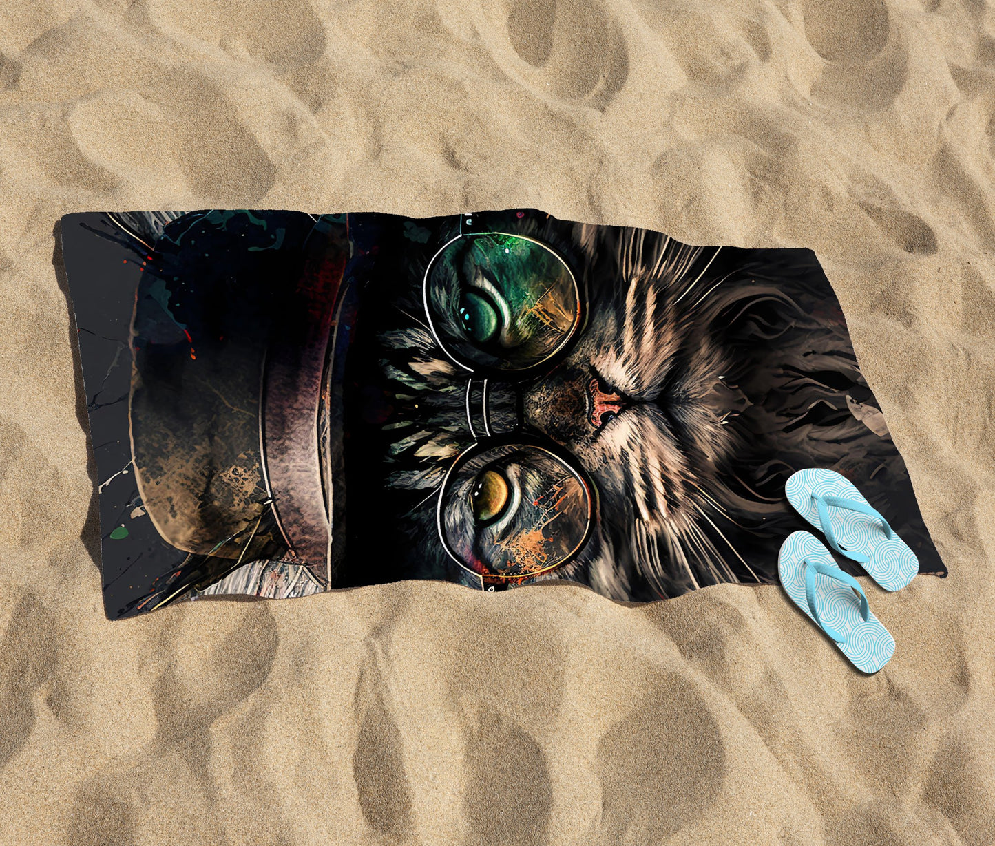 Maine Coon Cat With Glasses Splashart Beach Towel